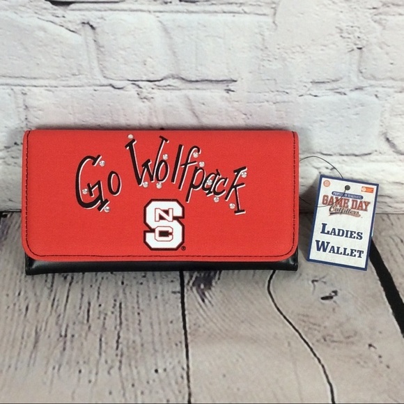 NCAA Gameday NC State GO WOLFPACK Tri-Fold Wallet - Picture 9 of 11